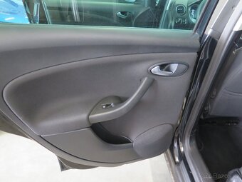 Seat Altea XL 1.6TDI,XL,klima,výhřev,navi - 15