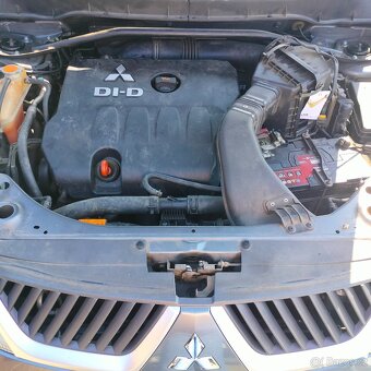 Mitsubishi Outlander 2,0 Di-D - 15