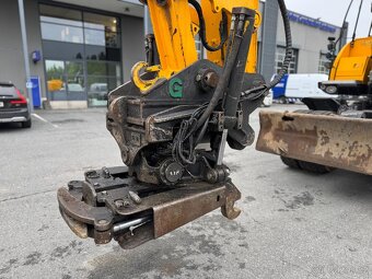 Kolový otočný bagr JCB JW170 E - 15