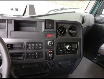 Renault T460 - 15