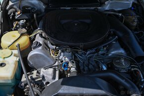 Mercedes-Benz R107 450 SL US - 15