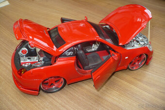 Model auto 1:18 Lexus SC 430 - 15