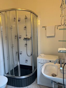 PRONÁJEM v centru Holic - 15