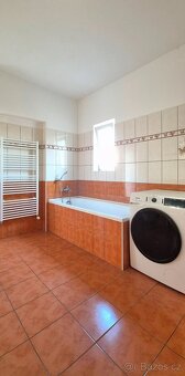 Prodej rodinného domu 4+kk se zahradou, Praha 4 - Modřany - 15