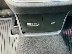 ŠKODA OCTAVIA COMBI 2.0TDI 110kW DSG STYLE / SKLOPNÉ TAŽNÉ/ - 15