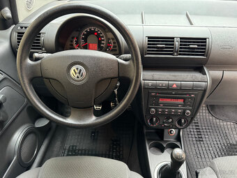 VW Fox - nejnovější model 2011, motor 1,2 44kw, výbava Style - 15