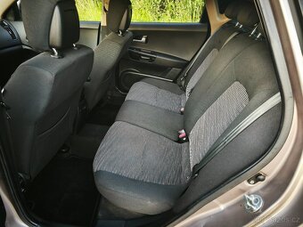 Kia Ceed 1.6 CRDi Combi po servise za 21tis.Kč - 15