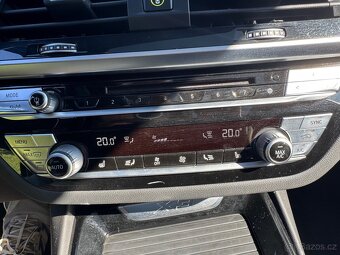 BMW X3 12.2018 M paket 3.0Nafta - 15