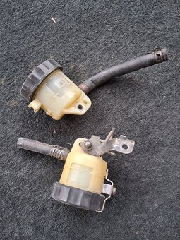 SUZUKI GSX-R 750 - 15