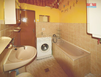 Prodej bytu 3+1, garáž, zahrada, 95 m², Příbor, ul. Místecká - 15