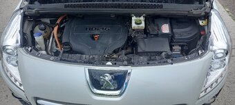 PEUGEOT 3008 4x4 HYBRID 2,0HDi r.v.2013,naj:107tkm,DOHODA - 15