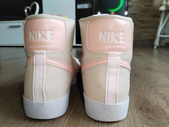 Nike Blazer Mid 77 vel 40,5 - 15