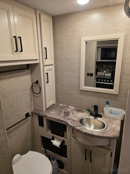 Obytne auto Ford - 15