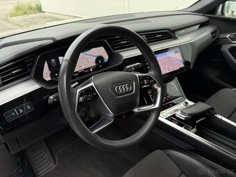 AUDI E-TRON 50 Quattro SUV S-line Black packet - 15
