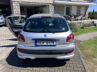 Peugeot 206+ - 15