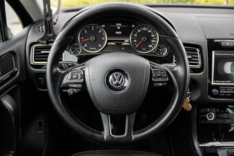 Volkswagen Touareg II 3.0 V6 TDI 240k B - 15