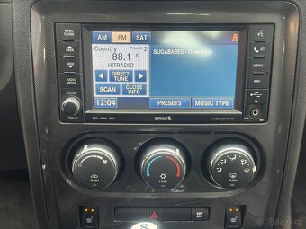 DODGE CHALLENGER SRT 6,1 - 15