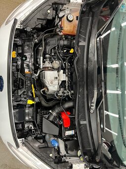 Ford Tourneo Courier 1.0 ECOBOOST 74kW - 15