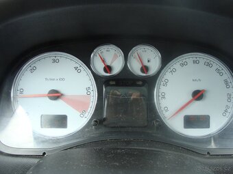 Peugeot 307, 2.0HDi, 100 kW, SW, nová STK - 15