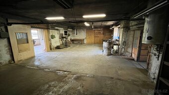 Rodinný dům vč. technických staveb na pozemku 3496m2 - 15