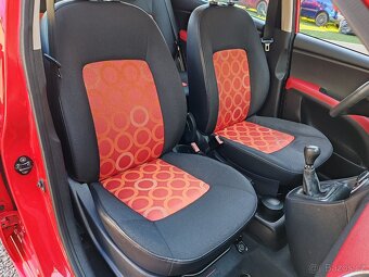 benzínový Hyundai i10  2009  klima - 15