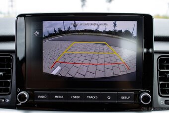 Kia Stonic 1.0 T-GDi Silver A/T - 15