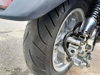 Suzuki Burgman 650i  ABS - 15