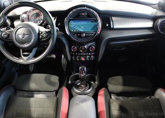 Mini Cooper John Works 170kW / HarKar/ LED benzín automat - 15