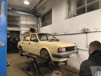 Škoda 120L - 15