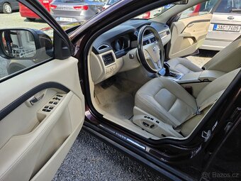 Volvo XC70
2.4 D4 TZ Xenon Kuže249 000 Kč
 - 15