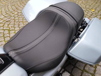 Harley Davidson FLTRX Road Glide 117 - 15