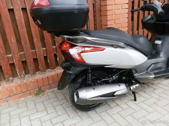 Kymco Downtown 300i - 15