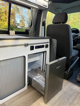 VW T6 California Long obytný 110 kWt NOVÁ VESTAVBA - 15