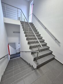 Kancelářské prostory 218 m2 k pronájmu - 15