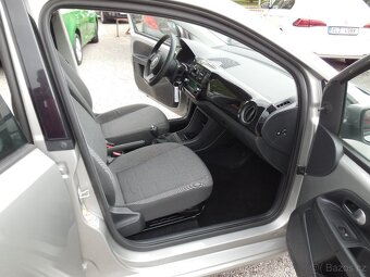 Prodám VW UP,1.0,44kw-5dv. - 15