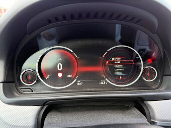 BMW F10 535d xDrive - Soft Close, Logic 7, Head Up.. - 15