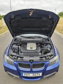 BMW E90 325d - 15