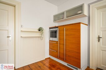 Stylový byt 4+1, kterému genius loci rozhodně nechybí - 15