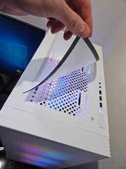Herní PC Intel Core i7,RX580 8GB,16GB,SSD 1TB,RGB,WIFI+BT - 15