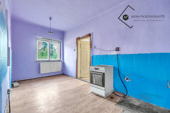 Prodej rodinného domu, 1320 m2, Smrček, okr. Chrudim - 15