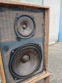 tesla radio vcetne repraku - 15