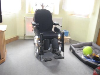 Prodám el.vozík pro invalidy,Invacare/FDX - 15