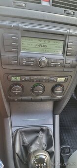 Škoda Octavia combi II 1.6 i + LPG 75kW Elegance Tažné-TOP - 15