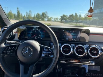 Mercedes Benz tř A rv 2019 benzin - 15