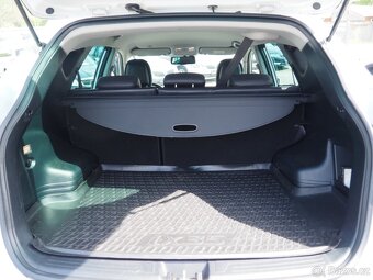 2010 Hyundai ix35 	2.0 CRDi, 135 kW, A/T, 4x4 - 15