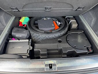 Audi q7 S-line 3.0tdi 200kwt max výbava - 15