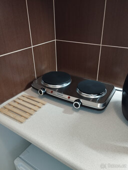 Plně vybavený nový byt 1+kk 25 m2 v OV bez RK - 15