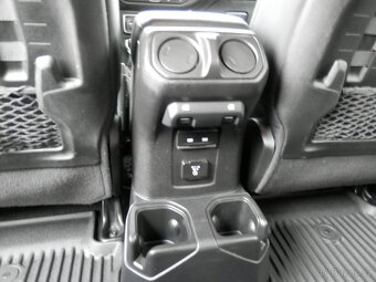 Jeep Wrangler 3.6i 212kW 4X4 RUBICON r.v.2021 - 15