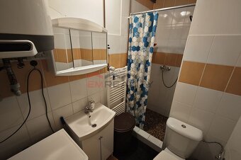 Prodej RD se třemi byty, Vnorovy - 15