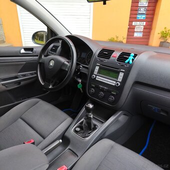 Volkswagen Golf V 1.4 16V 59kw, poctivých 149tkm, bez koroze - 15
